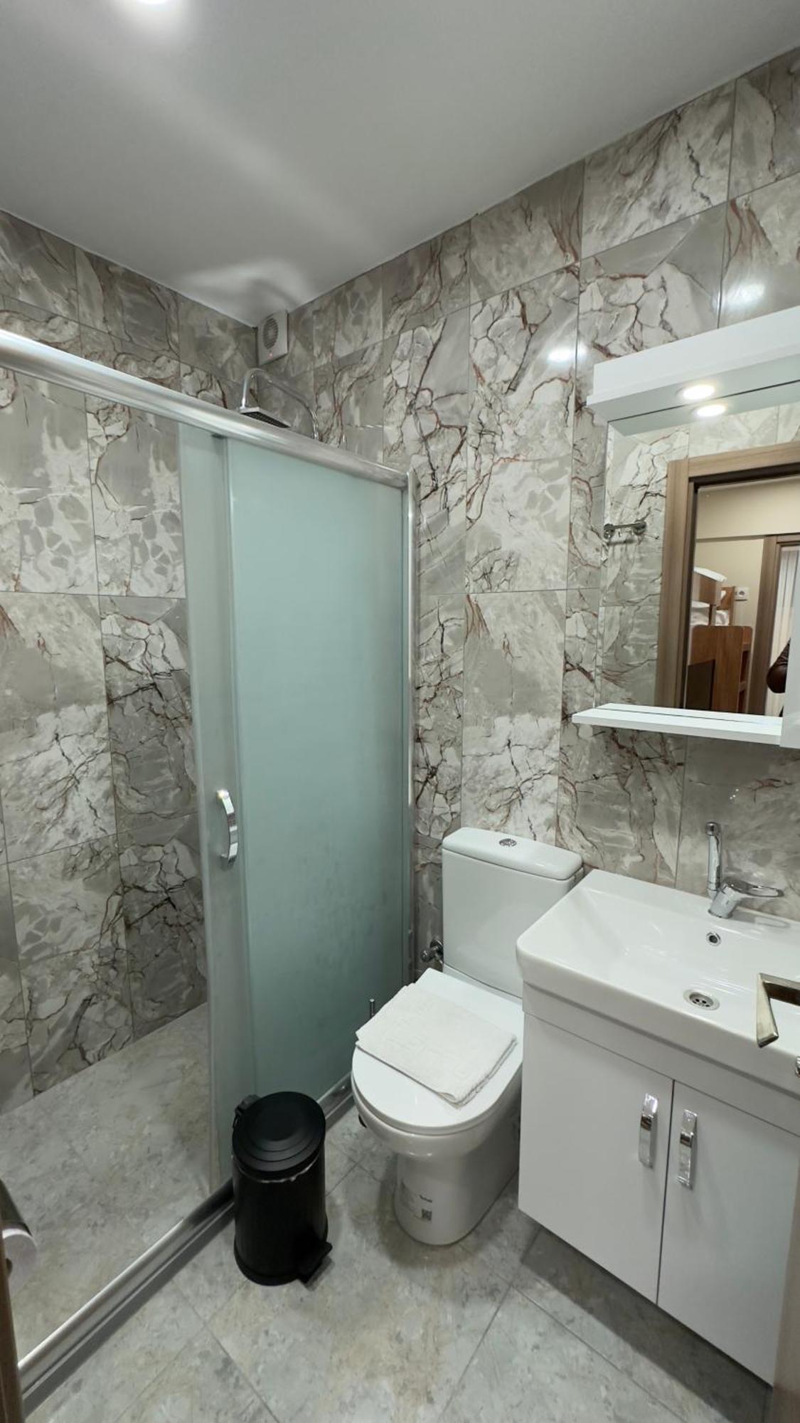 Golden Tulip Suite Apart Istanbul Ngoại thất bức ảnh